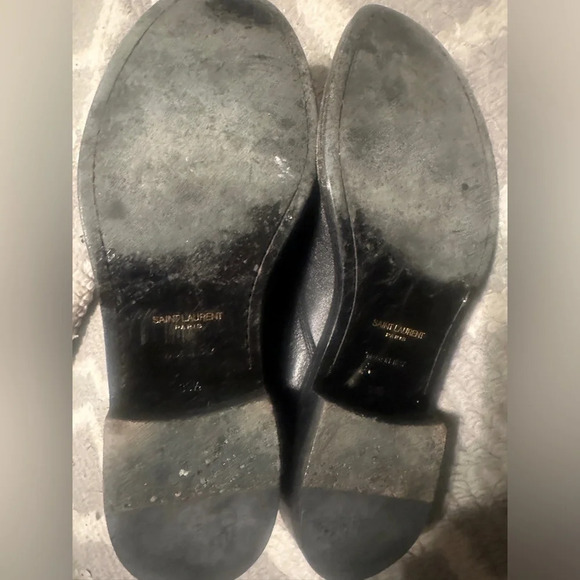 SAINT LAURENT
Army Leather Desert Boots - Picture 2 of 2